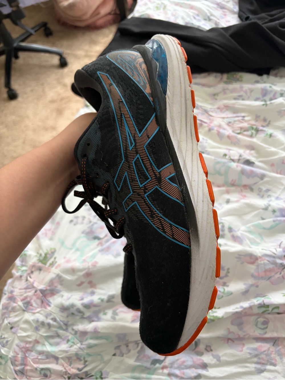 brooks gel cumulus 23 - Picture 4 of 8
